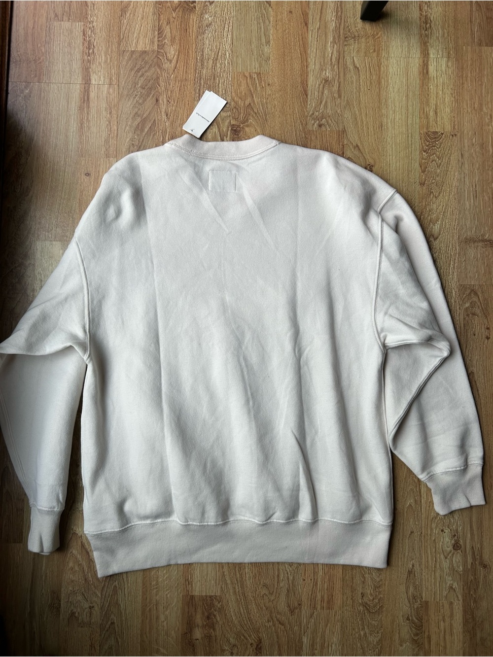 NWT Abercrombie Lets Go Girls Crew Neck Sweatshirt Size Medium - Picture 4 of 4